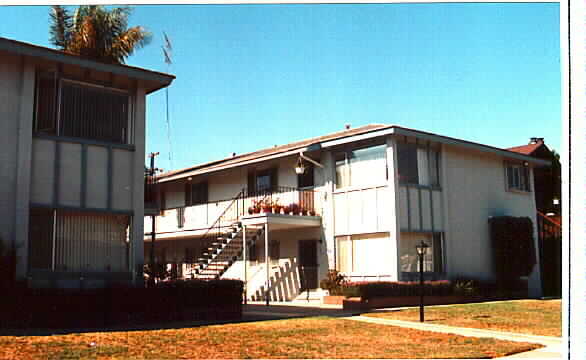 Building Photo - 1542-1554 Diamond St