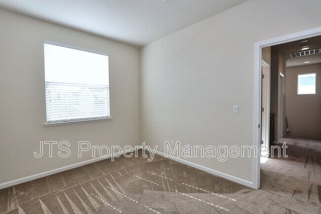 Building Photo - 2488 Ben Ali Wy