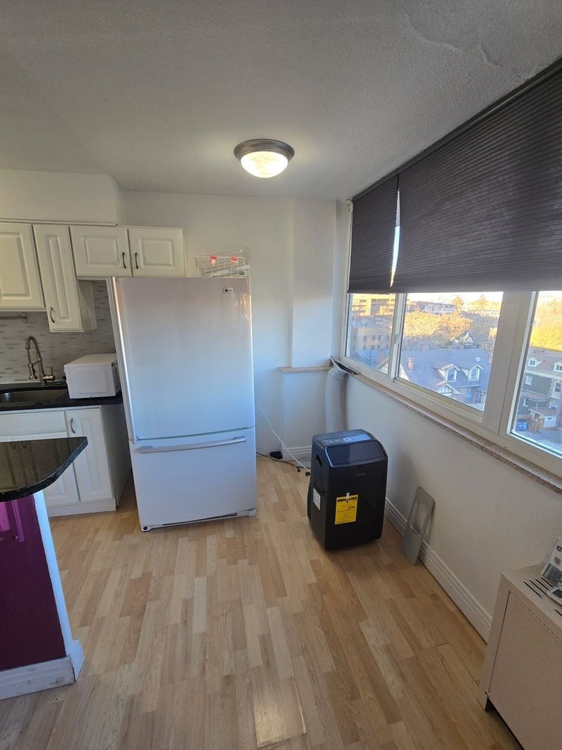 Building Photo - 1196 N Grant St