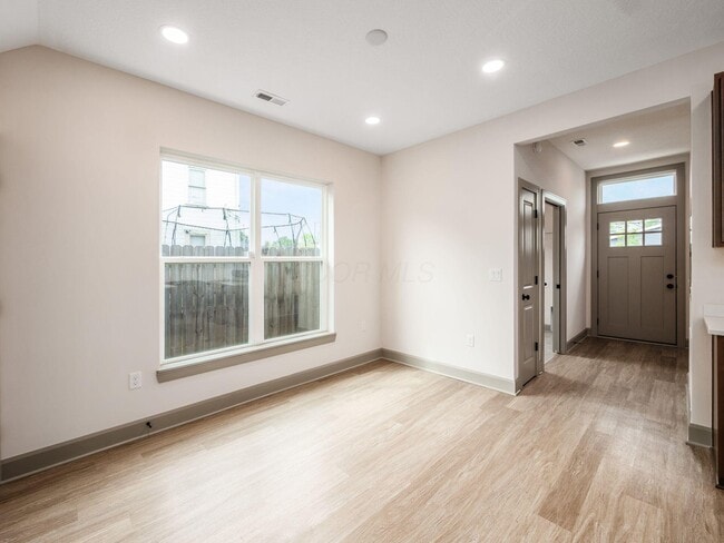 Building Photo - 145 Hayden Ave