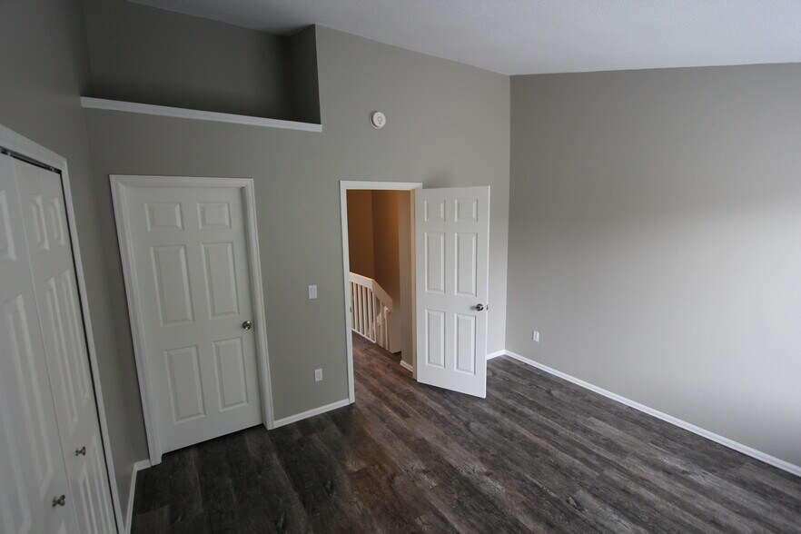 Bedroom 2 - 6026 Colony Cir