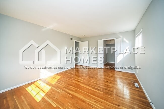 Building Photo - 1608 Tonopah Dr