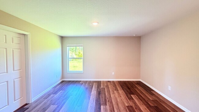 Building Photo - Lovely  3 Bedroom, 2 Bathroom Home in Ocala!!!