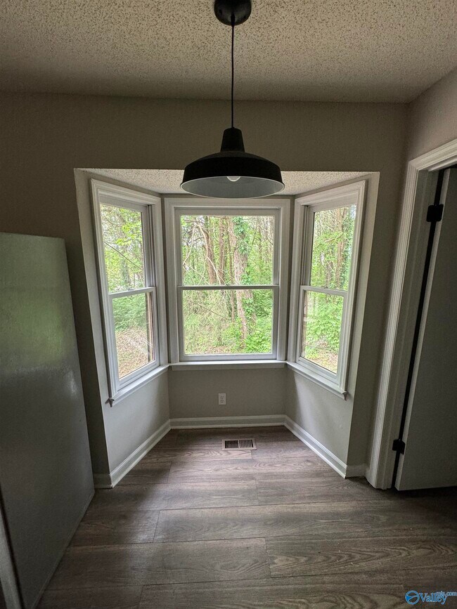 Building Photo - 2816 Coosa Cir NW