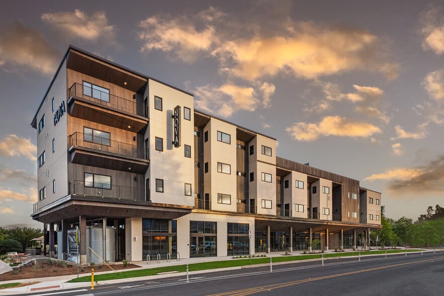 Building Photo - Nova Austin