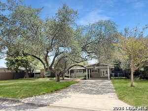 Building Photo - 446 Forrest Hill Dr