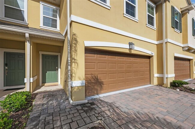 Building Photo - 9389 Tecumseh Dr