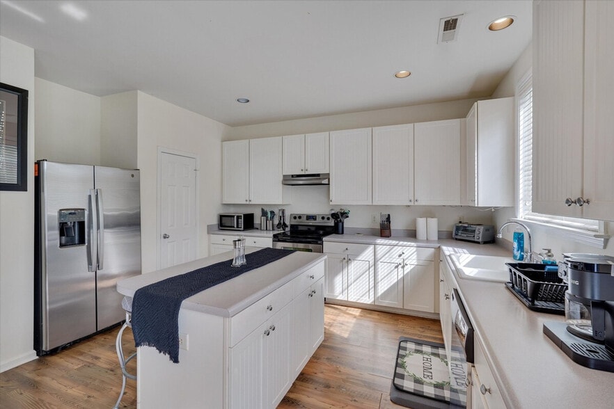 Building Photo - 3495 Mackinac Island Ln