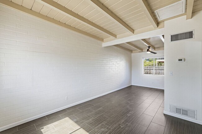 Building Photo - 610-616 E Drachman St
