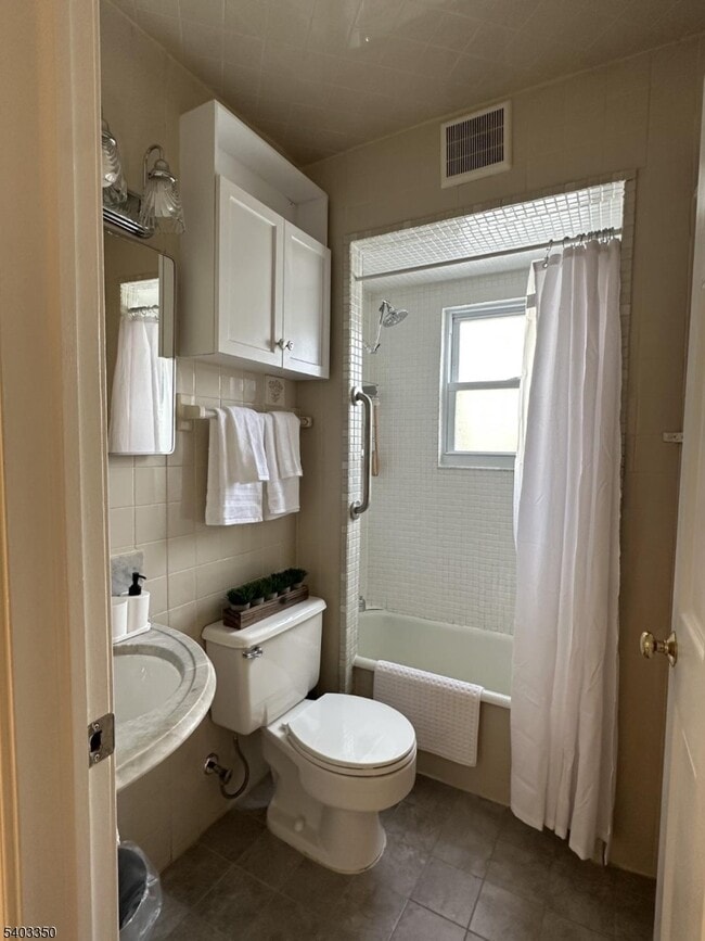 Building Photo - 39 N Mountain Ave