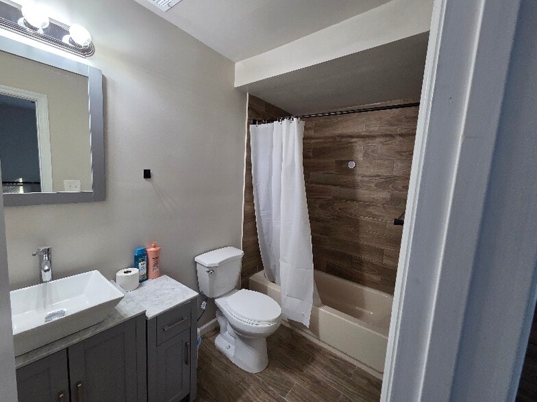 Building Photo - 2793 Suwanee Ave