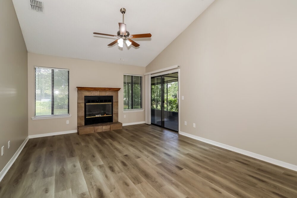 Building Photo - 4176 Rollingwood Ct