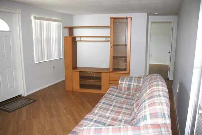 Building Photo - 10241 Regency Park Blvd