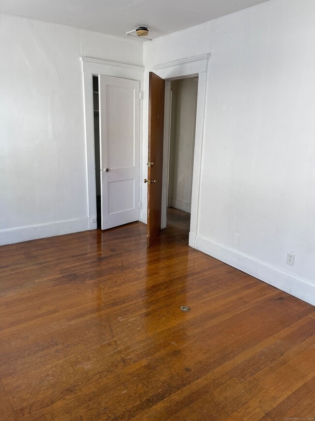 Primary Photo - 644 Orange St
