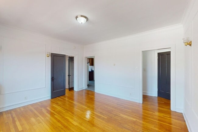 Floorplan - 5053 S. Ellis Avenue