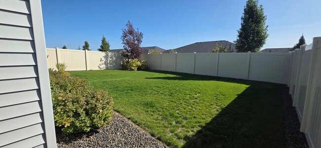 Building Photo - New home for Rent! Great Location.