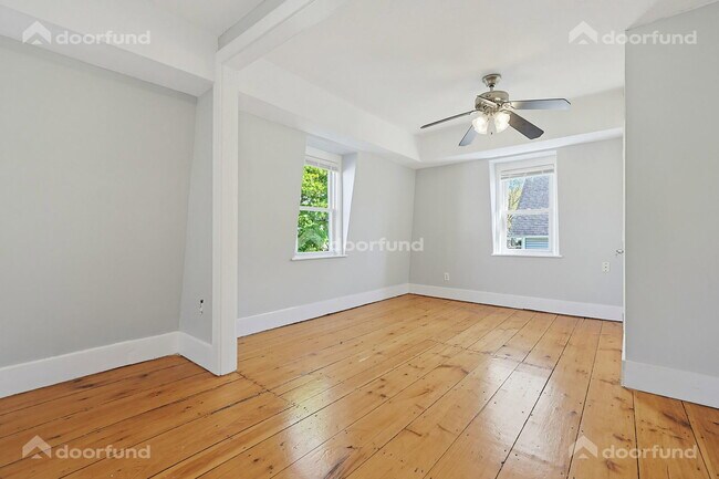 Building Photo - 17 Wachusett St