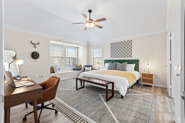 Building Photo - 2717 Orchid Dr