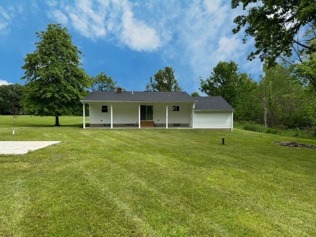 Building Photo - 2685 Haus Blvd