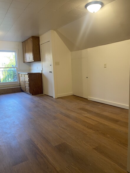 open concept spacing with may possibilities: family room / dinning area - 2550 N 45th St