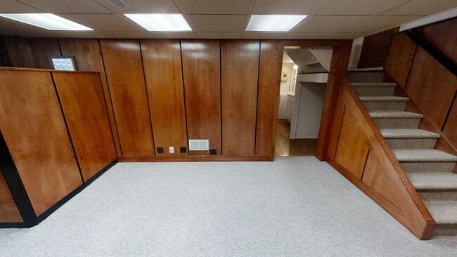 Building Photo - 1205 Miller Ave