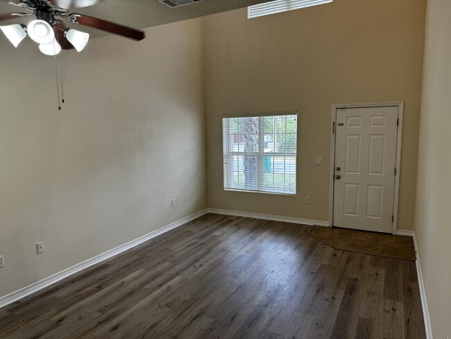 Primary Photo - "Spacious 3-Bed Townhouse Oasis with 2.5 B...