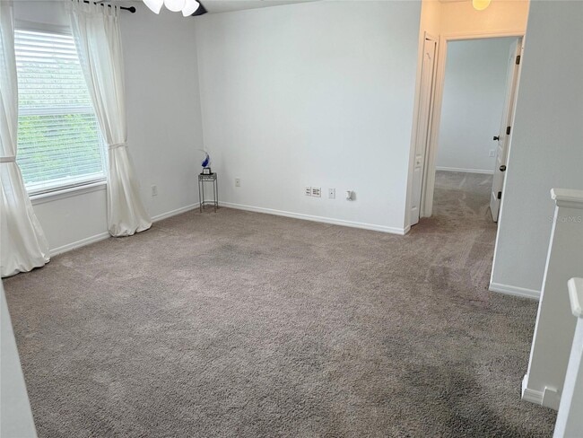 Building Photo - 12236 Fairlawn Dr