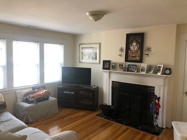 Building Photo - 86 Withington Rd