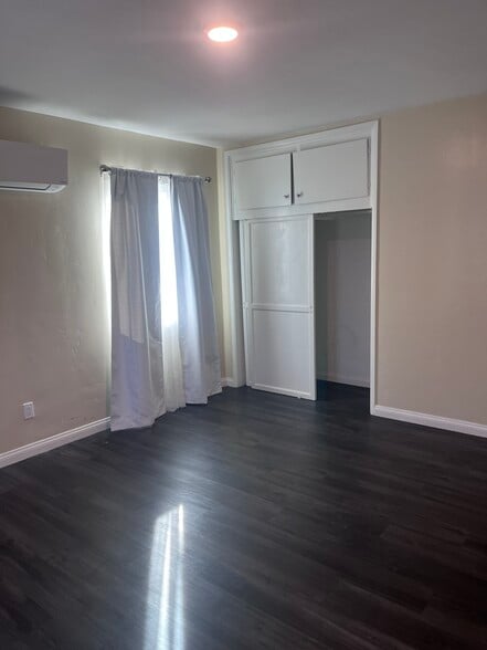 Building Photo - 144 F St