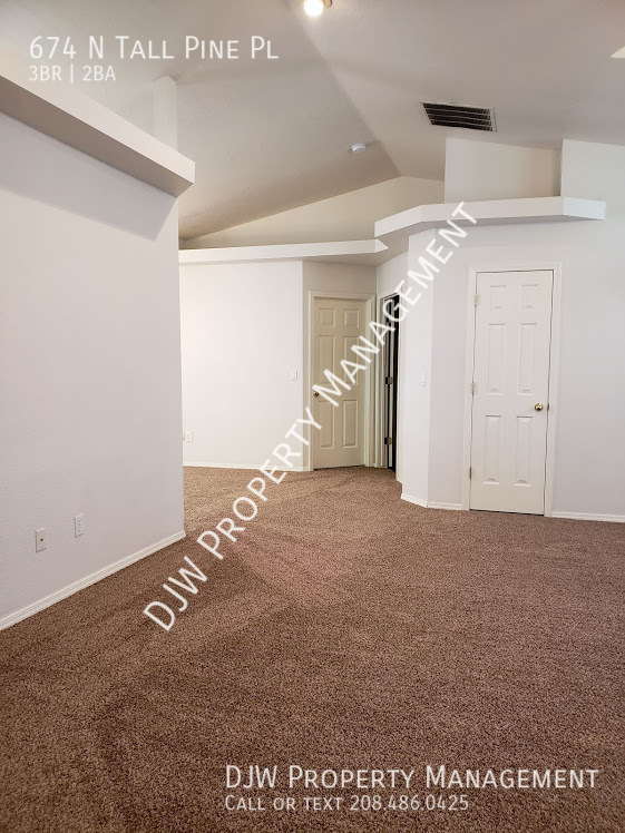 Building Photo - 3 Bed 2 Bath Meridian Home Close to Dining...