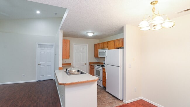 Building Photo - Stephen-2139