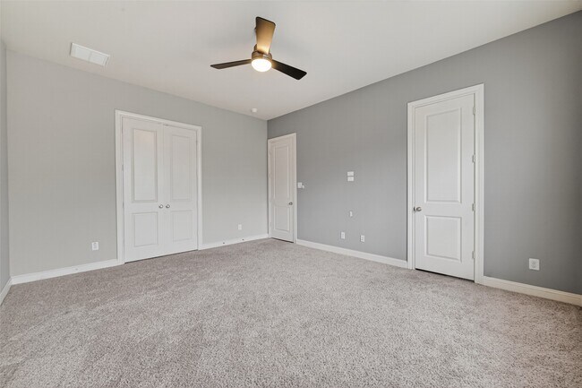 Building Photo - 10917 Upland Park