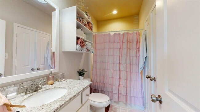 Building Photo - 2907 Papa Bear Dr