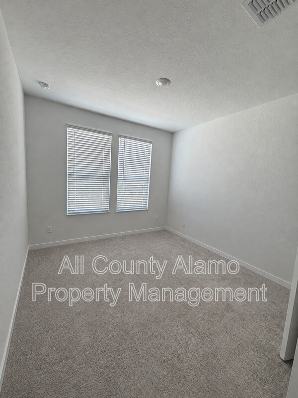 Building Photo - 6632 Titan Pk