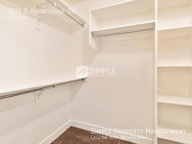 Building Photo - 9234 Ashbourne Dr