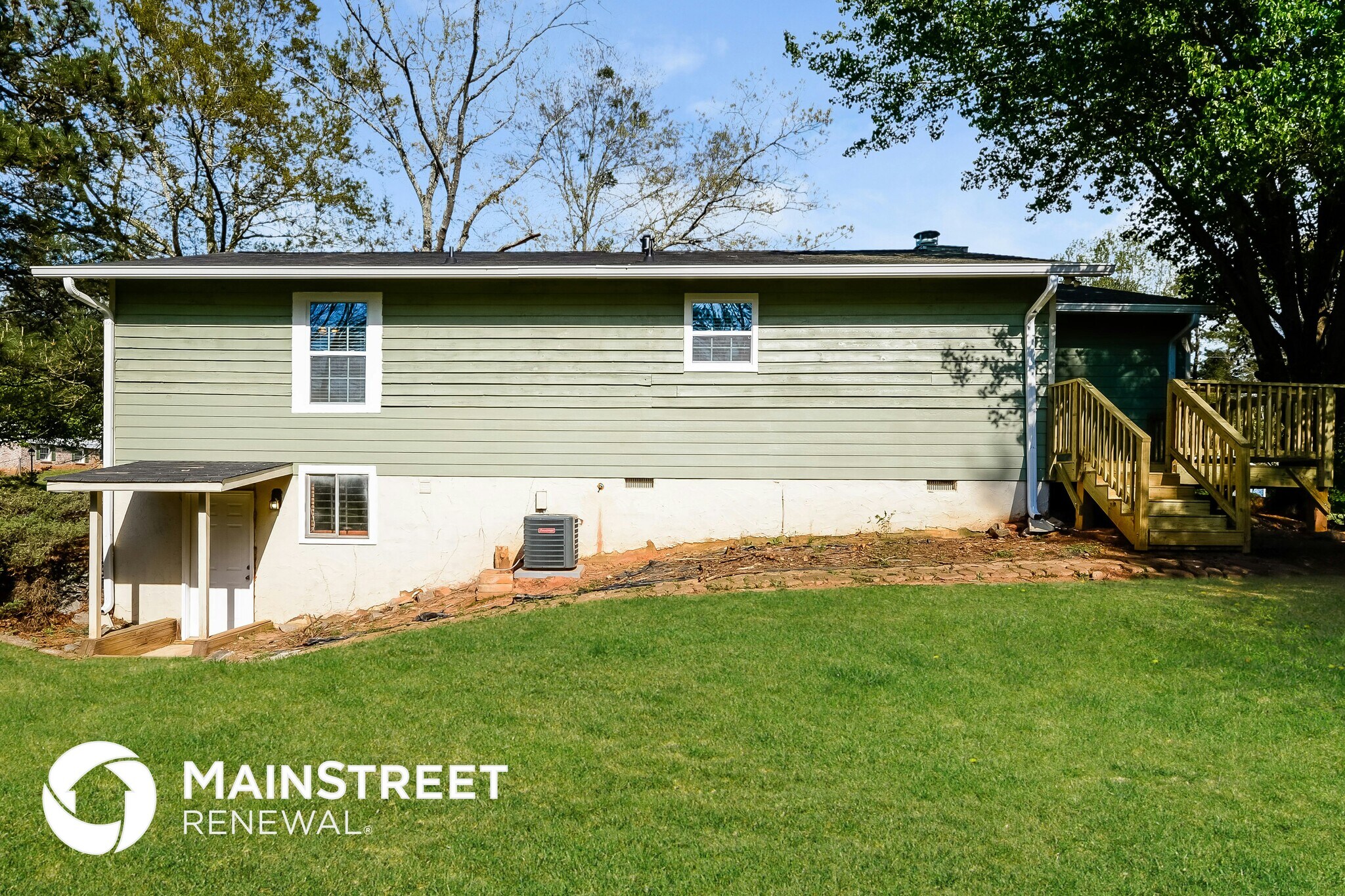 Building Photo - 8150 Flamingo Dr