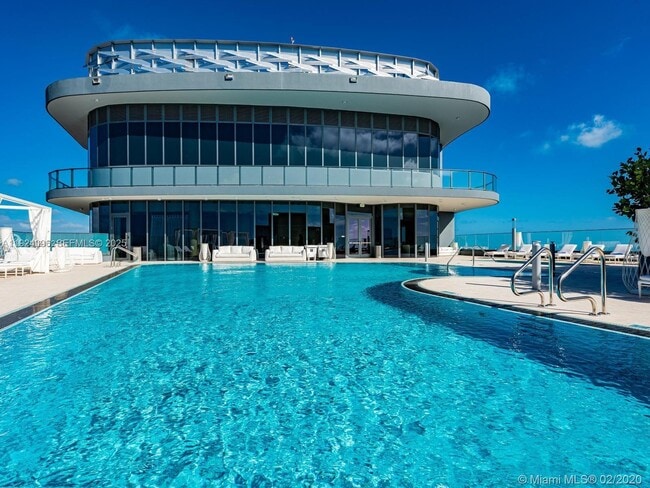 Building Photo - 1000 Brickell Plaza