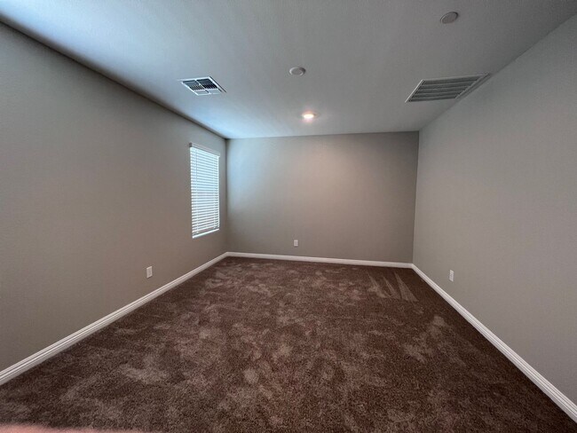 Building Photo - CASA BELLA COMMUNITY 3 BEDROOM 2.5 BATH LO...
