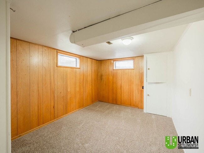 Building Photo - For Rent – Spacious 5 Bedroom Home in Spokane Valley