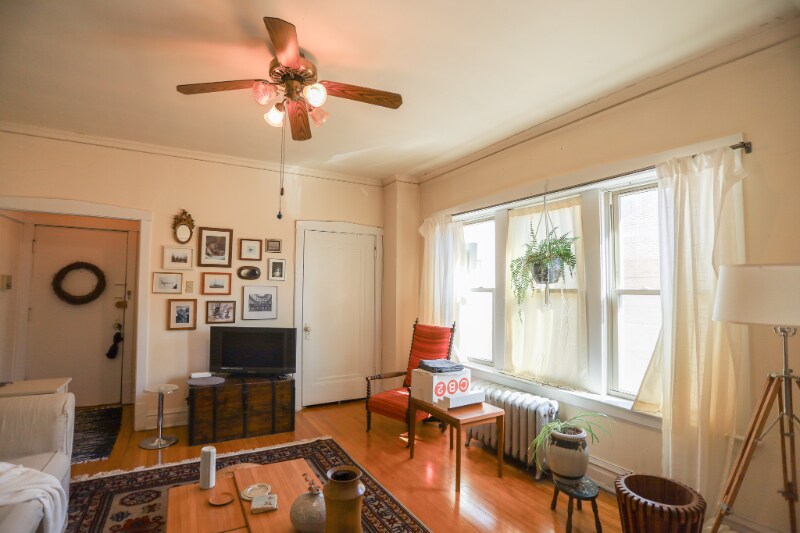 Building Photo - 4647 N Manor Ave