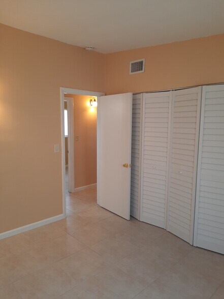 Main bedroom - 3108 Crestwood Dr