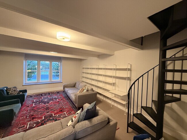 Building Photo - 4023 N Quail Ridge Dr