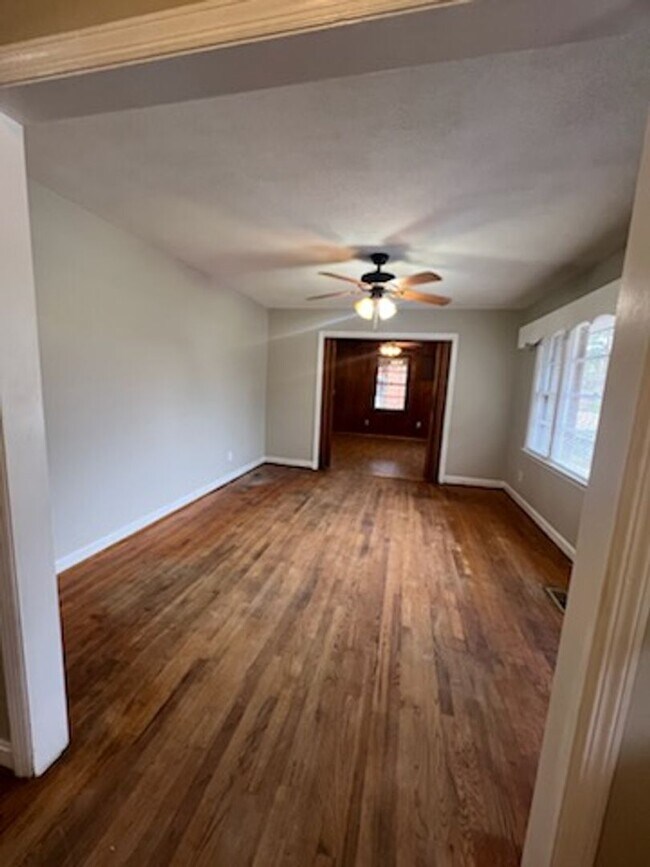 Building Photo - 4BR/2BA House in Darlington, SC