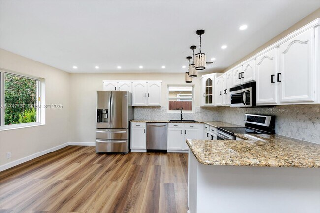 Building Photo - 1507 Harding St