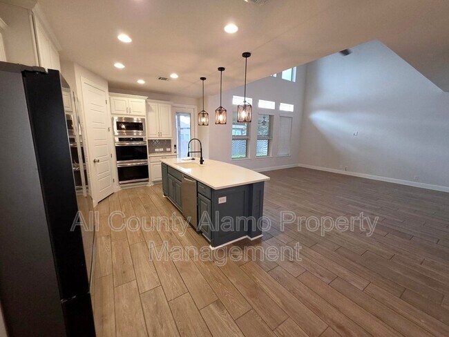 Building Photo - 216 Wexford