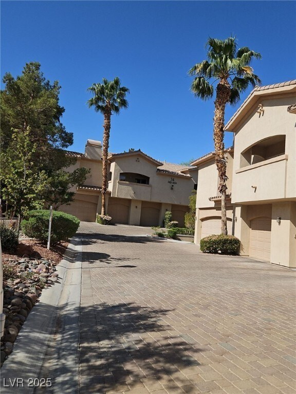 Primary Photo - 2050 W Warm Springs Rd