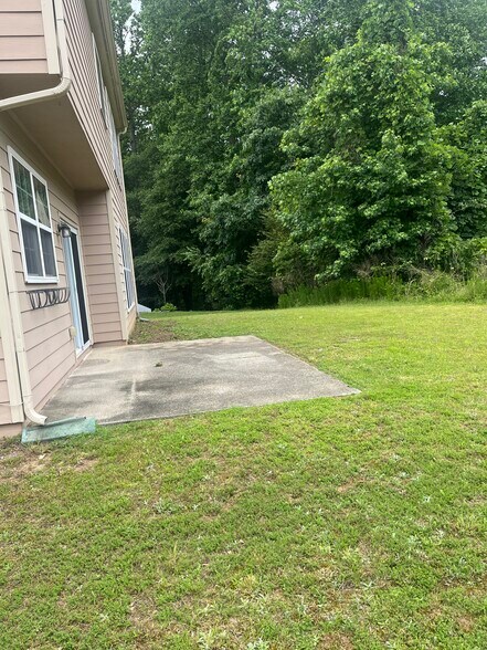 Building Photo - 2530 Sandown Ct