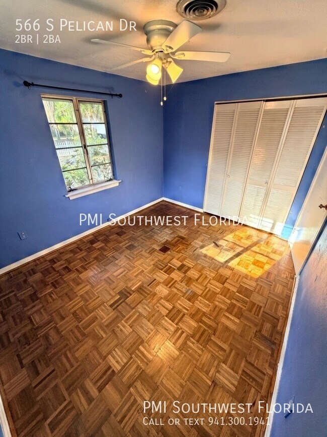 Building Photo - 566 S Pelican Dr