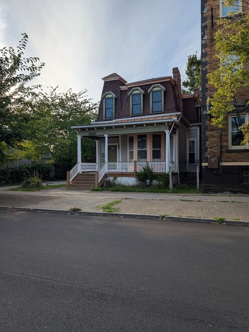 Building Photo - 244 Virginia St