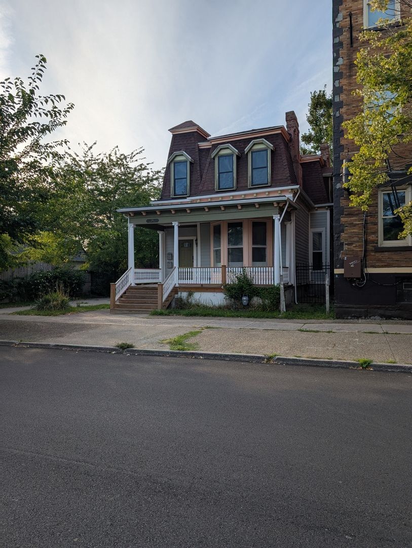 Building Photo - 244 Virginia St